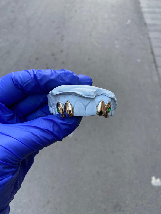 GRILLZ 4 PIEZAS ORO DENTAL + CIRCONITA 💚 ESMERALDA 💚